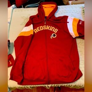 Nice zip up Redskin hoodie in very good condition.  Size XL.
